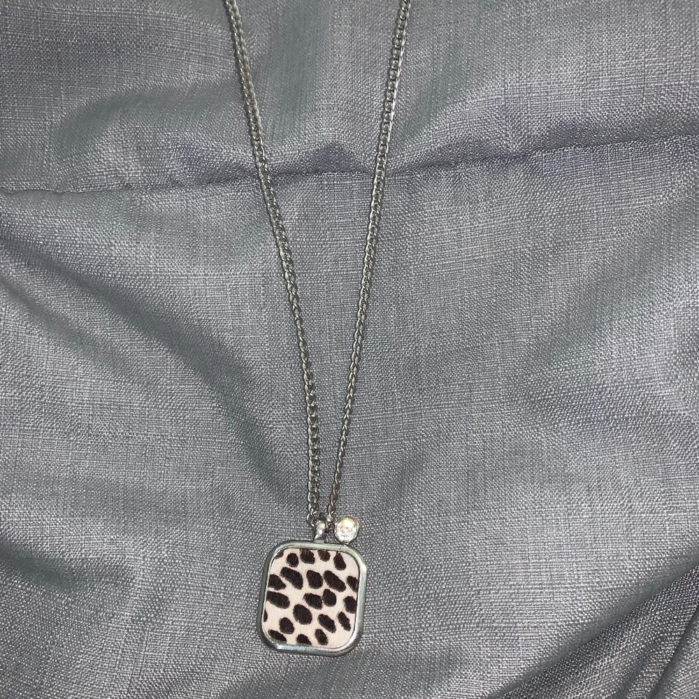 Ann Taylor Leopard Print Square Pendant Necklace Rhinestone Silver Tone Chain 16